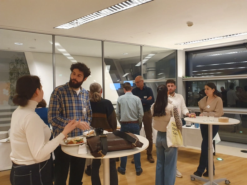 Alumni Stammtisch 2